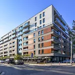 Incity Interhouse Residence